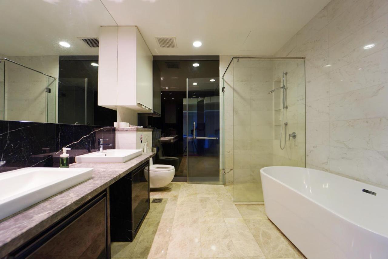 Luxe Suites At Platinum Klcc Kuala Lumpur Exterior photo