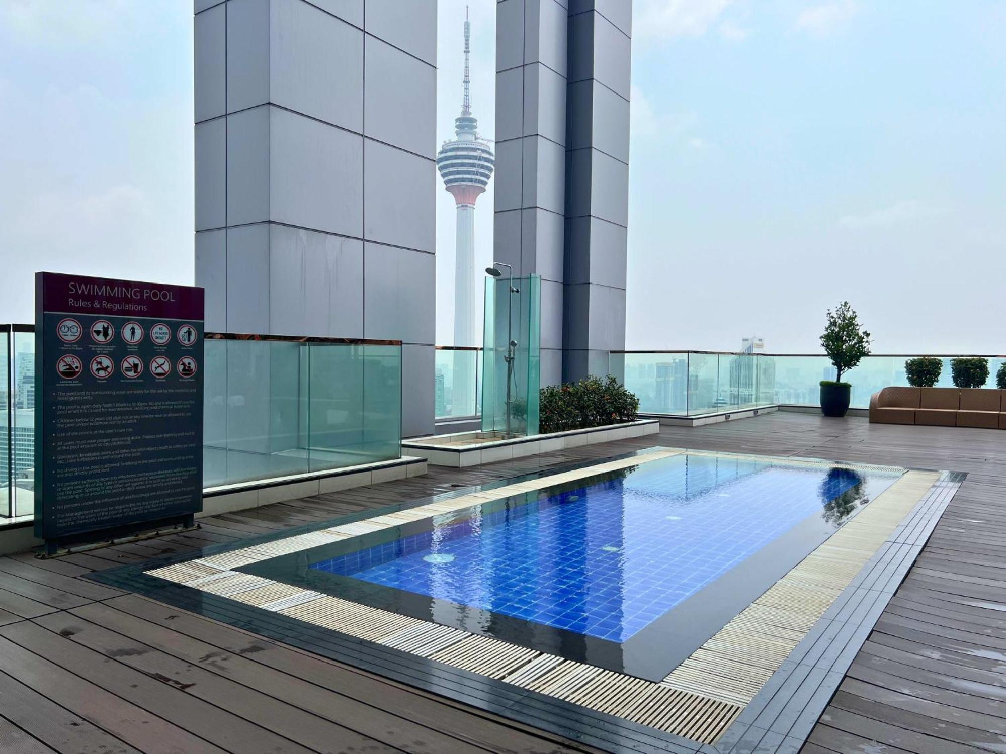 Luxe Suites At Platinum Klcc Kuala Lumpur Exterior photo
